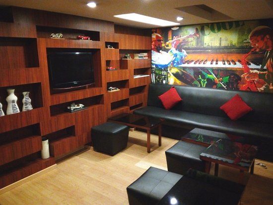 Clever Fox Cafe Restro & Bar